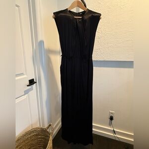 Black Cap Sleeve Pant Suit